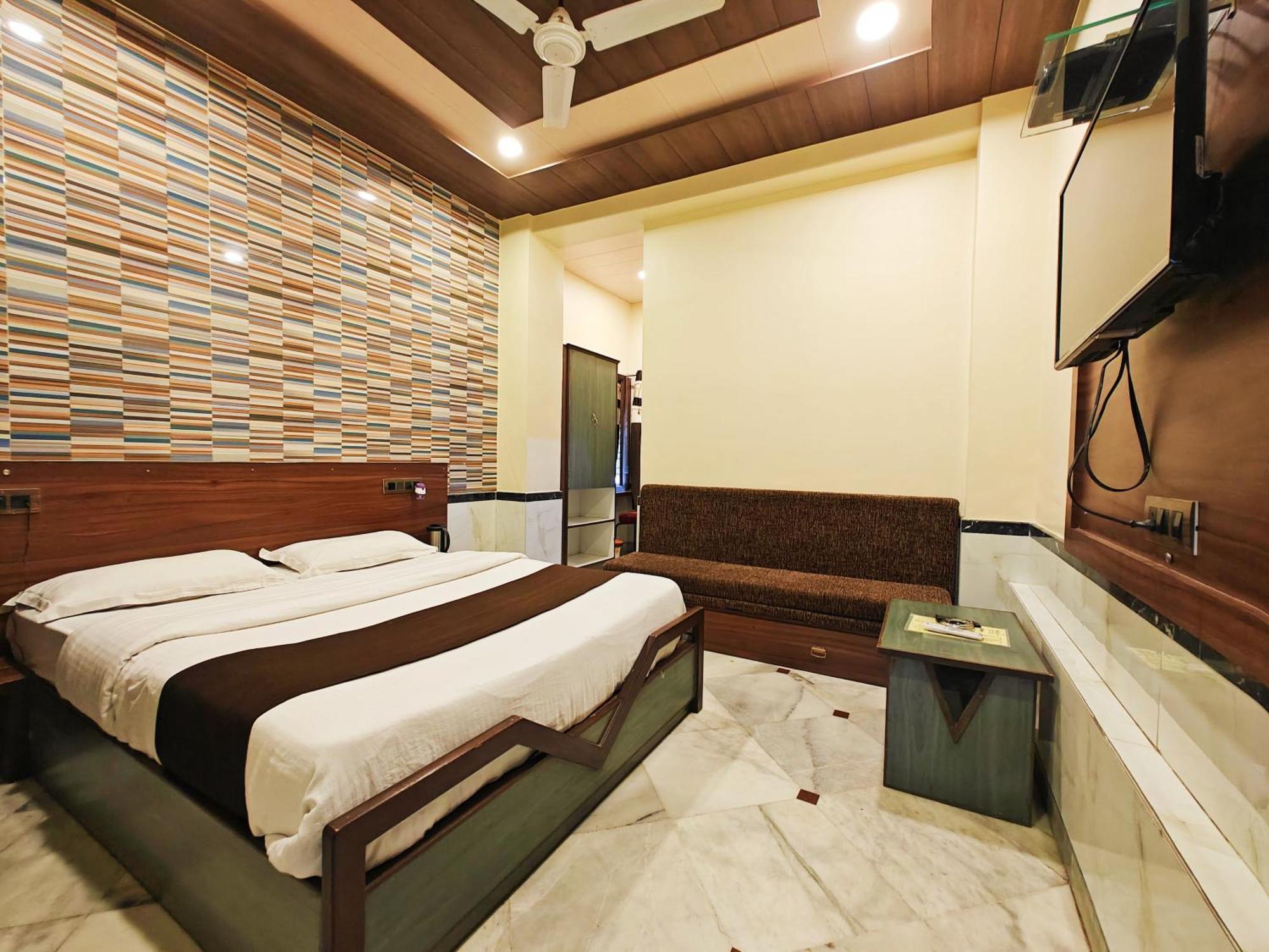 Hotel Saraswati Mount Abu Exterior photo