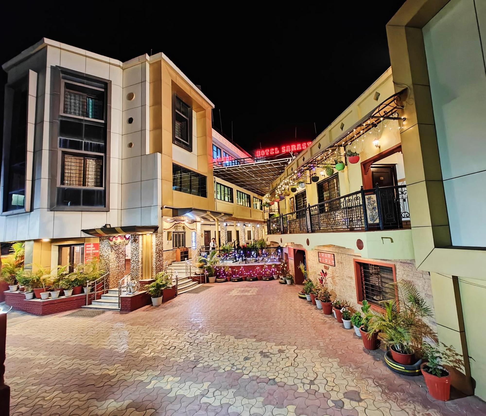 Hotel Saraswati Mount Abu Exterior photo
