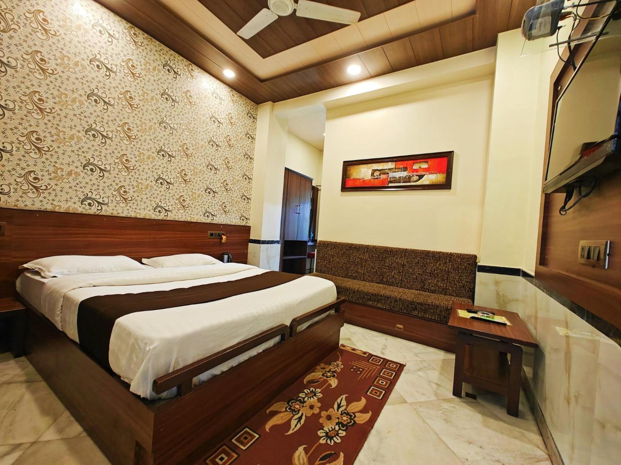 Hotel Saraswati Mount Abu Exterior photo