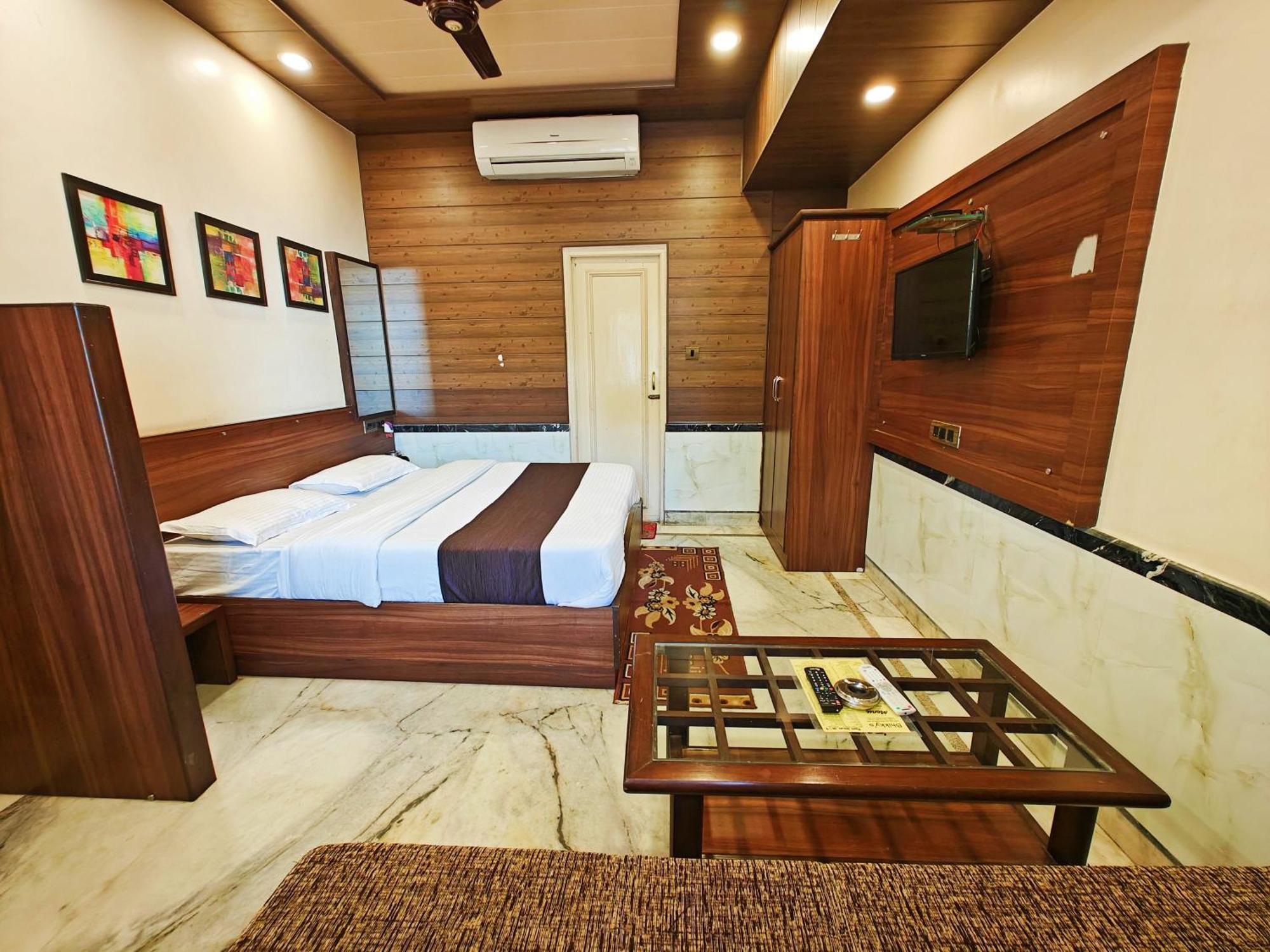 Hotel Saraswati Mount Abu Exterior photo