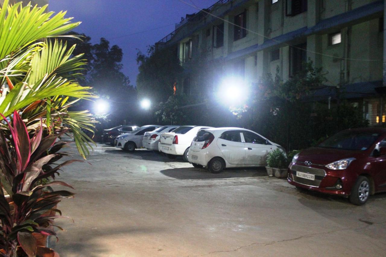 Hotel Saraswati Mount Abu Exterior photo